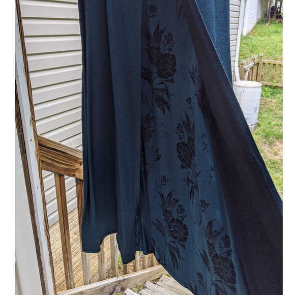 Dressy Betsy Emerald Green split front - Picture 4 of 8